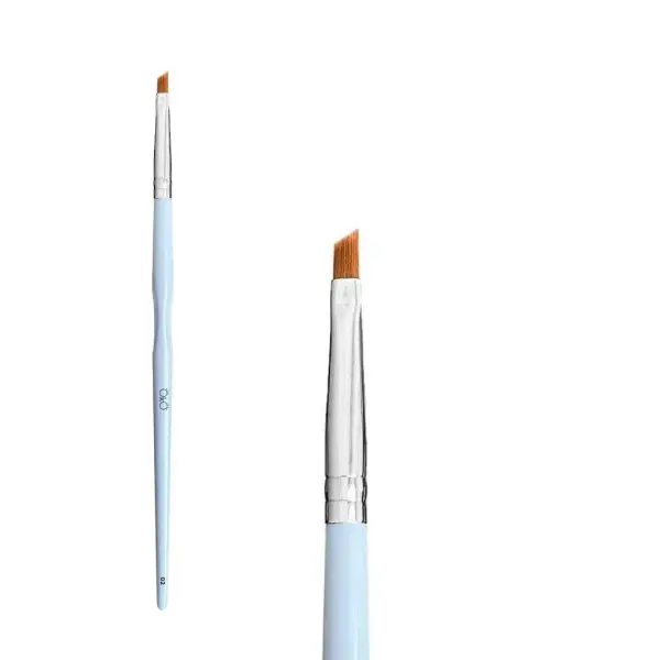 Mini pędzelek skośny OKO 02 – Makijaż brwi