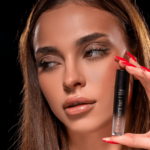 ZOLA Silky Matte Tint Płynne Cienie do Powiek 03 Desert Rose 5 ml - obrazek 4