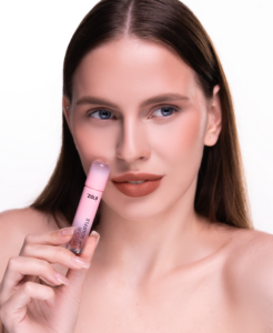 ZOLA Velour Lip Souffle Matowa Pomadka do Ust 03 Toffee 4,2 ml