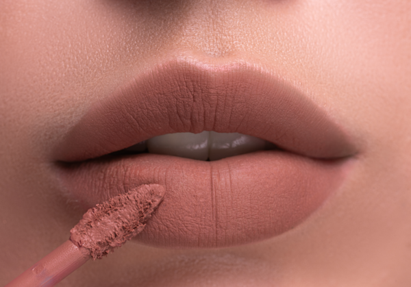 ZOLA Velour Lip Souffle Matowa Pomadka do Ust 03 Toffee 4,2 ml