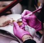 Rękawice Nitrylowe Bezpudowe różowe 100szt - obrazek 3